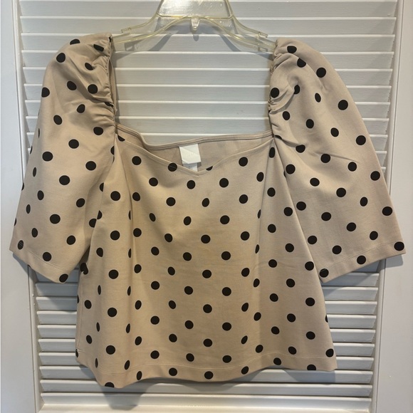 H&M Cream Black Polka Dot Print Puff Sleeve Sweetheart Top Size Large - Picture 2 of 5